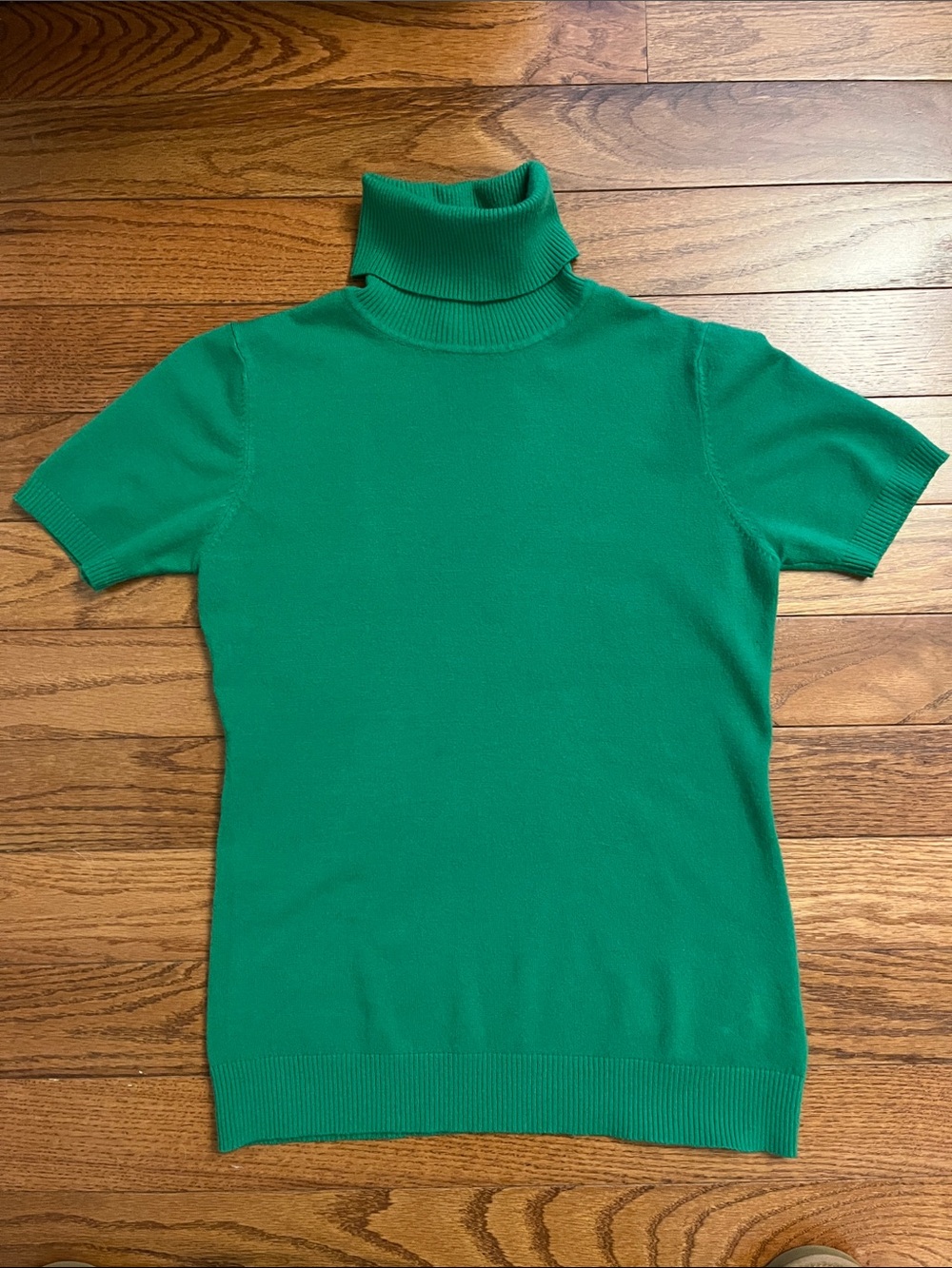 Tandem TU Kelly Green Short Sleeve Turtleneck 5% Cashmere Sweater Women's S